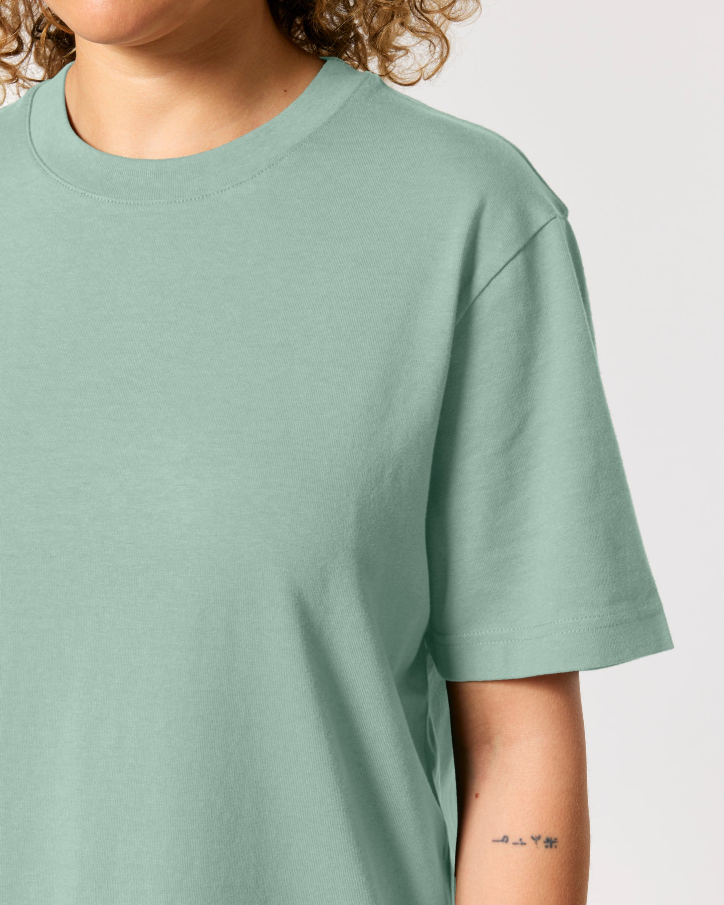 It Fits Swish - Unisex Relaxed Fit T-shirt - Heavyweight - Laurel Green