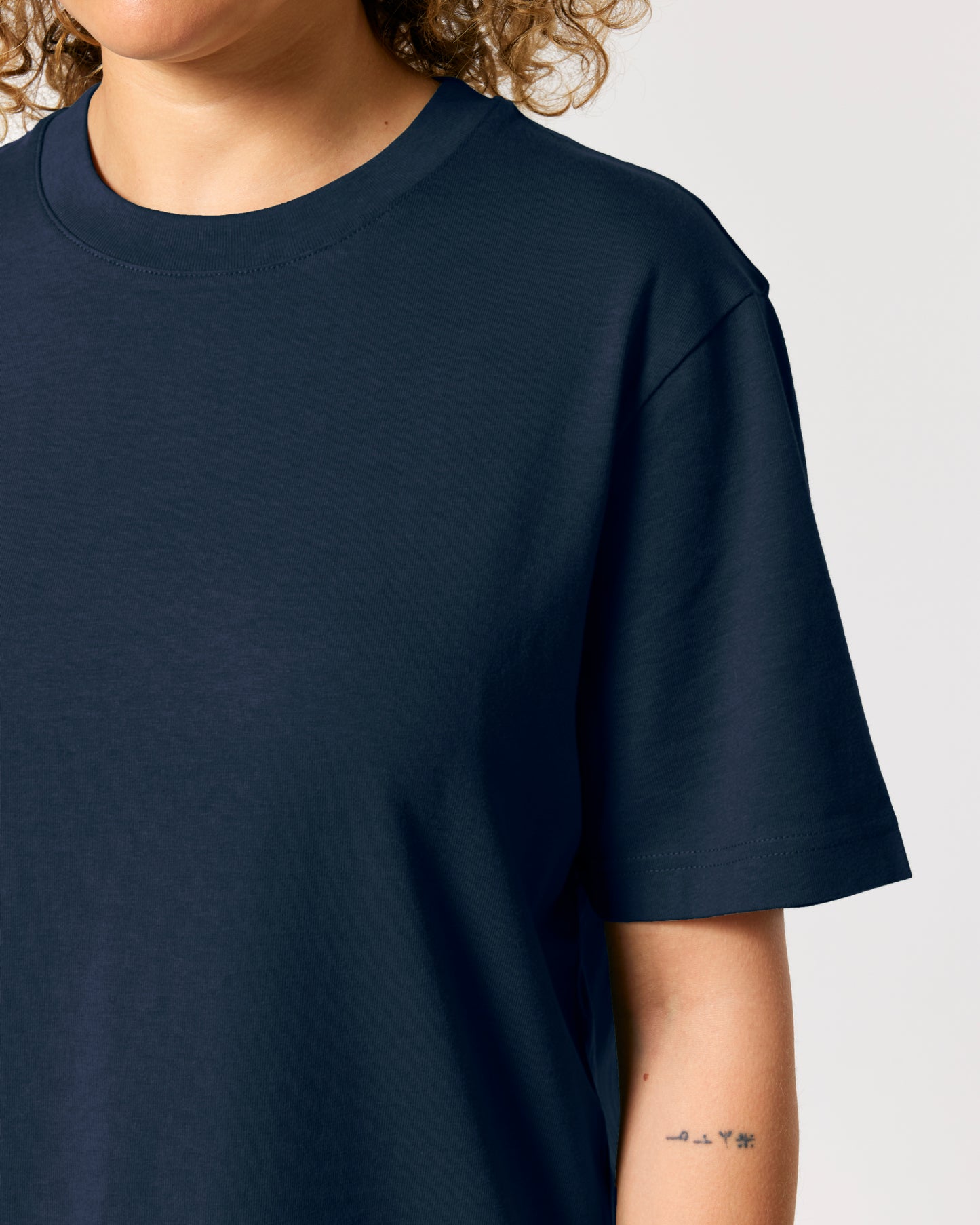 It Fits Swish - Unisex Relaxed Fit T-shirt - Heavyweight - Navy