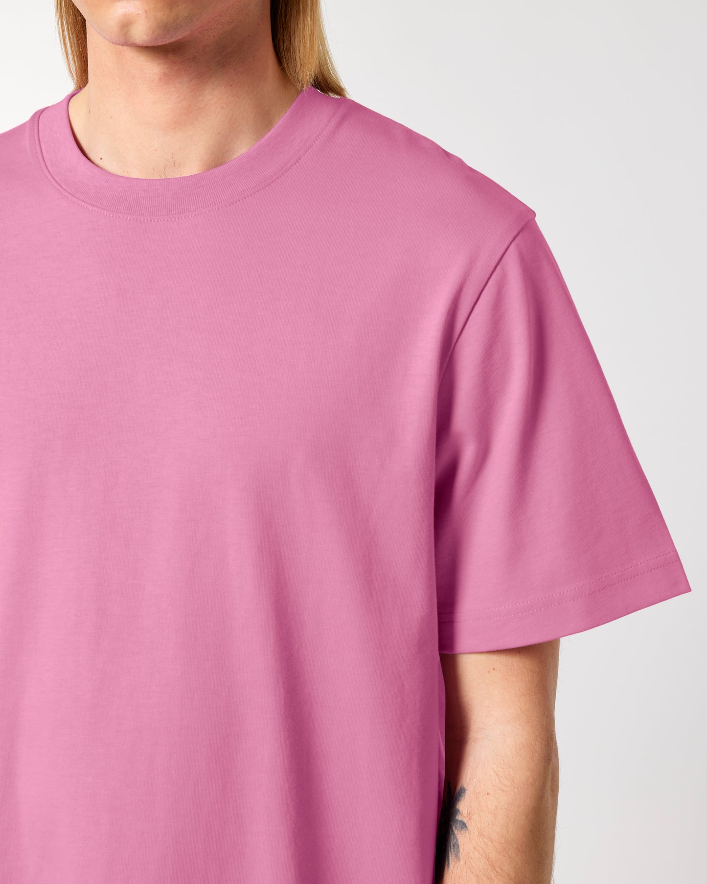 It Fits Swish - Unisex Relaxed Fit T-shirt - Heavyweight - Pink