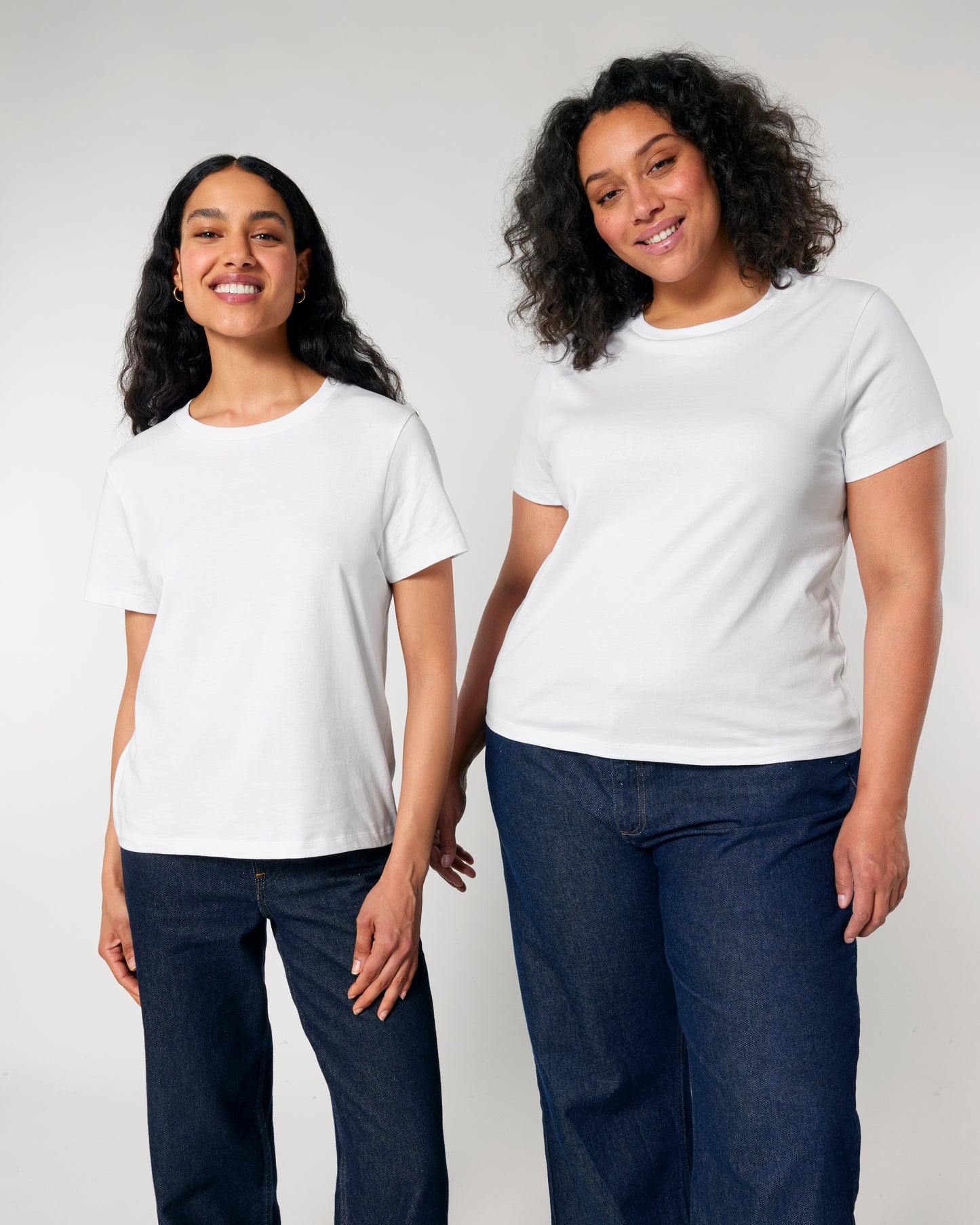 It Fits Closer - Dames Regular Fit T-shirt - Off White